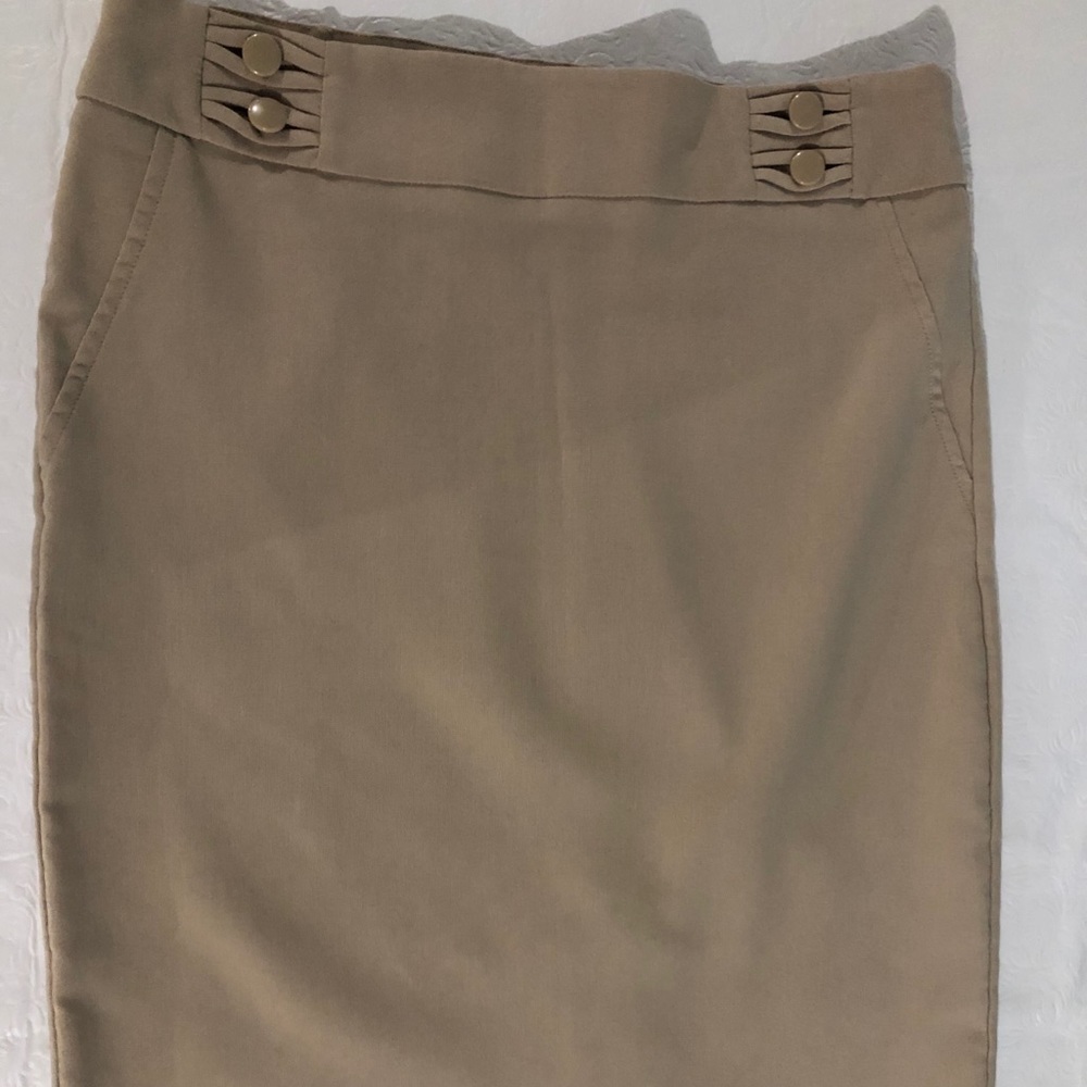 Flirtatious Beige Pencil Skirt